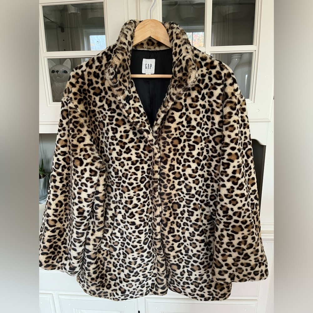 Gap faux fur leopard print coat